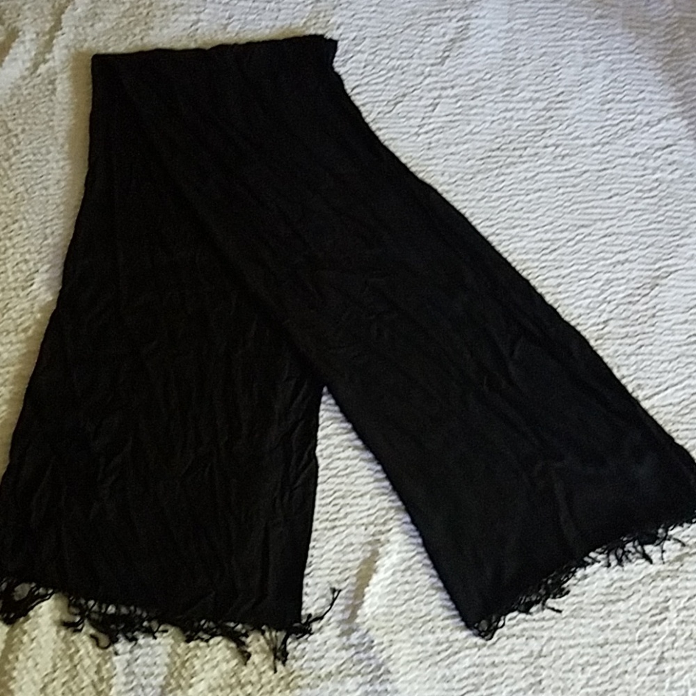 Long scarf